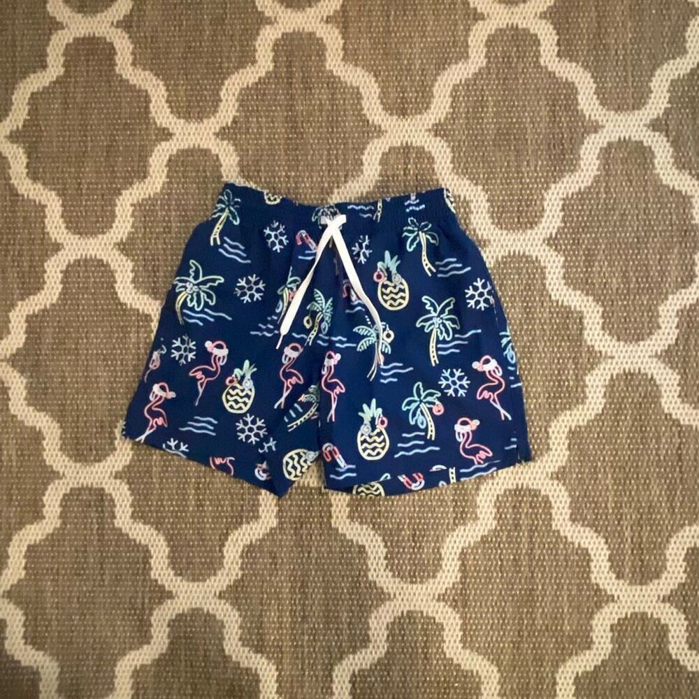 Chubbies swim shorts, men’s size small